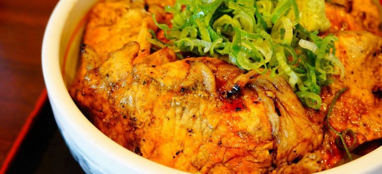 六本木で味わう革新と伝統が織りなす寿司グルメ体験の奥深い世界